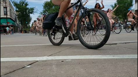 world naked bike ride wisconsin|2023 Photo Gallery – World Naked Bike Ride –。